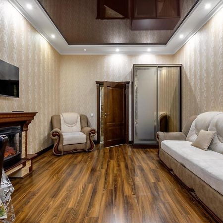 Noviy Svit 4 Apartments Лвив Екстериор снимка